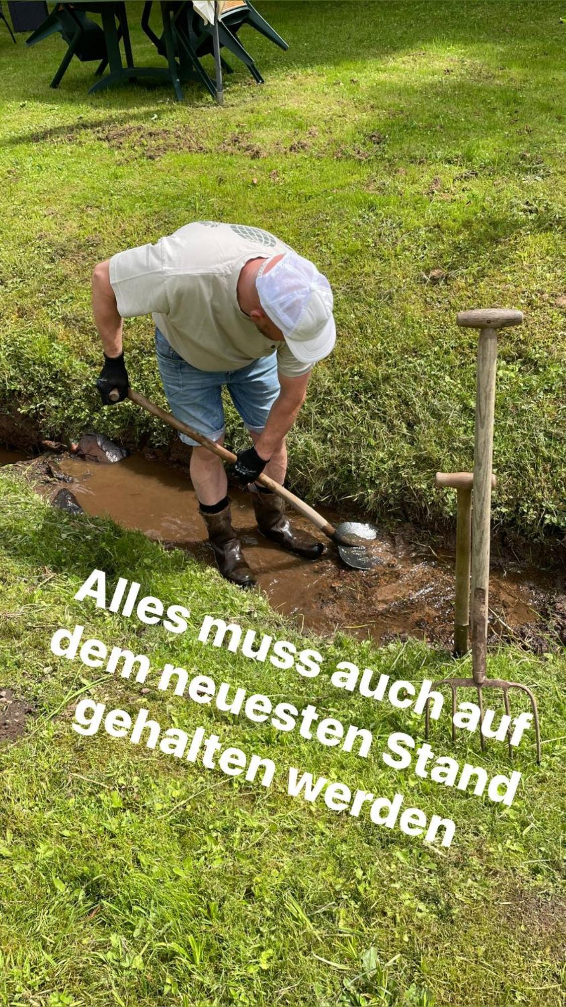 Pension Zur Quelle Deudesfeld Экстерьер фото